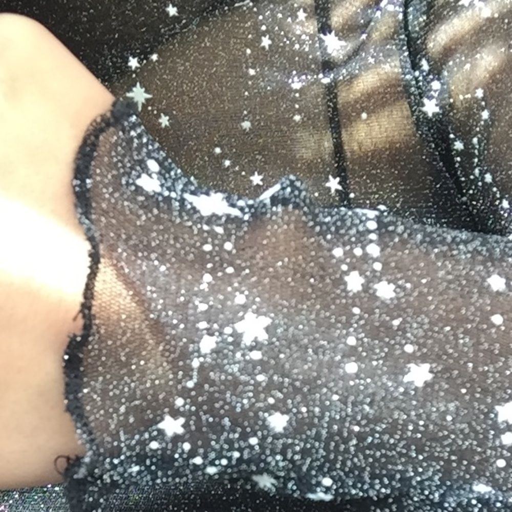 ⭐️MESH STAR TOP⭐️ - Picture 4 of 5